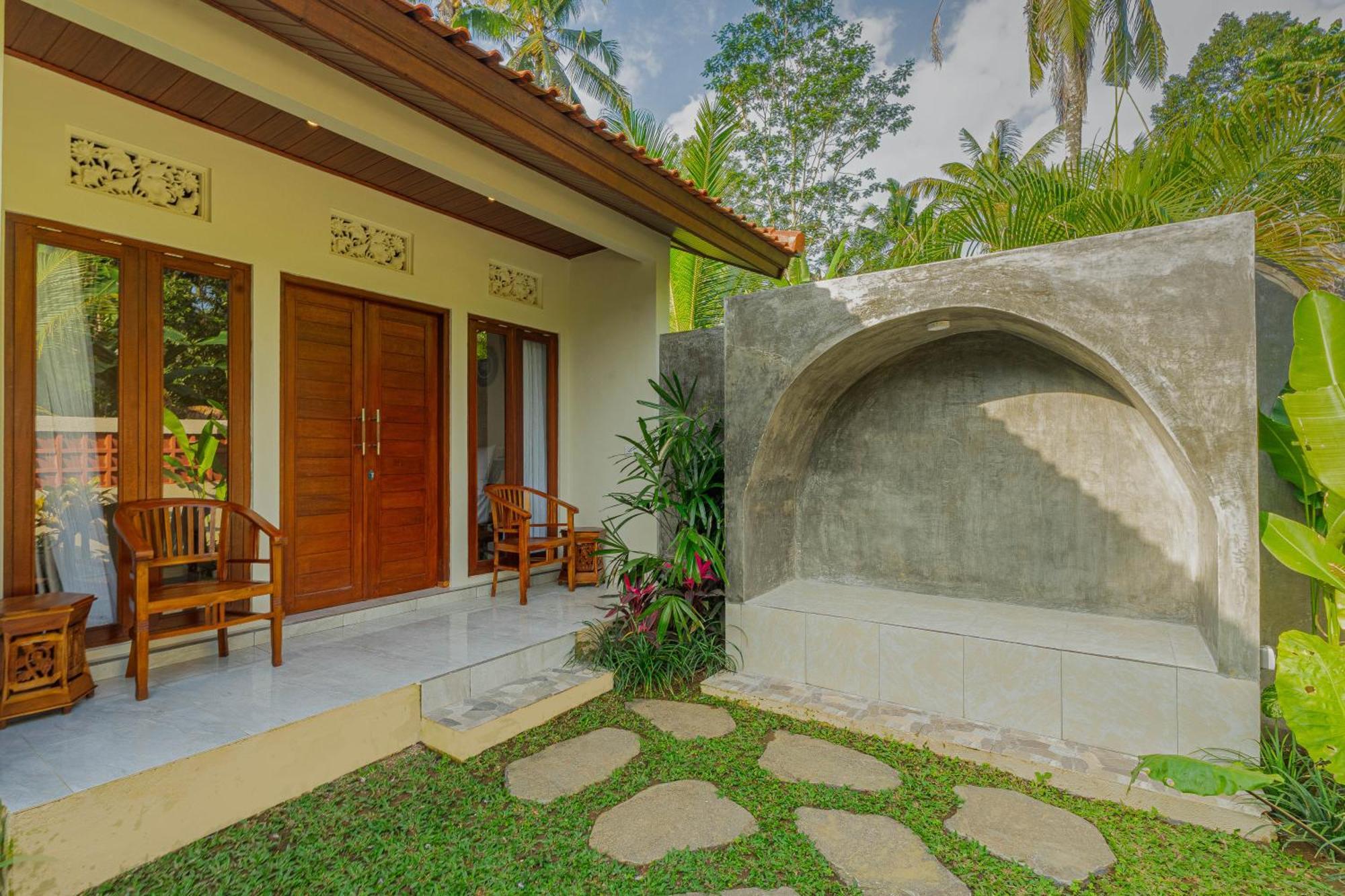 Puri Kurnia Ayu Hotel Ubud  Exterior photo