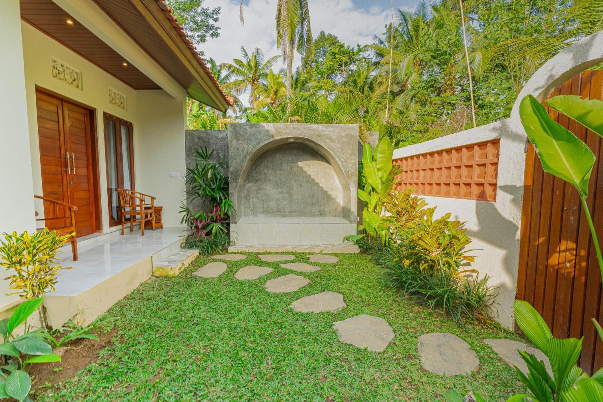 Puri Kurnia Ayu Hotel Ubud  Exterior photo