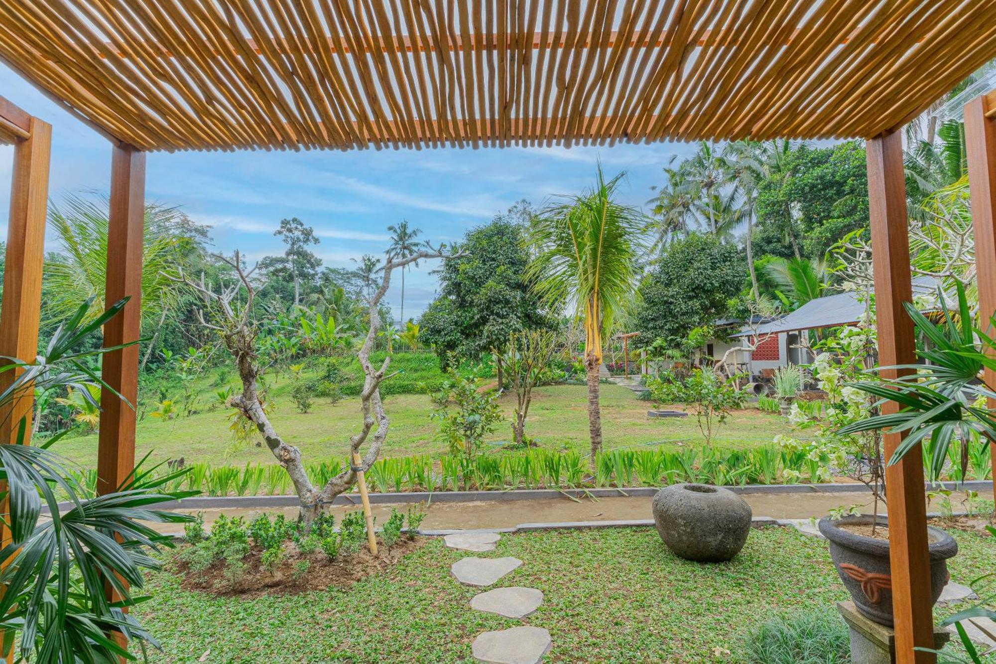 Puri Kurnia Ayu Hotel Ubud  Exterior photo